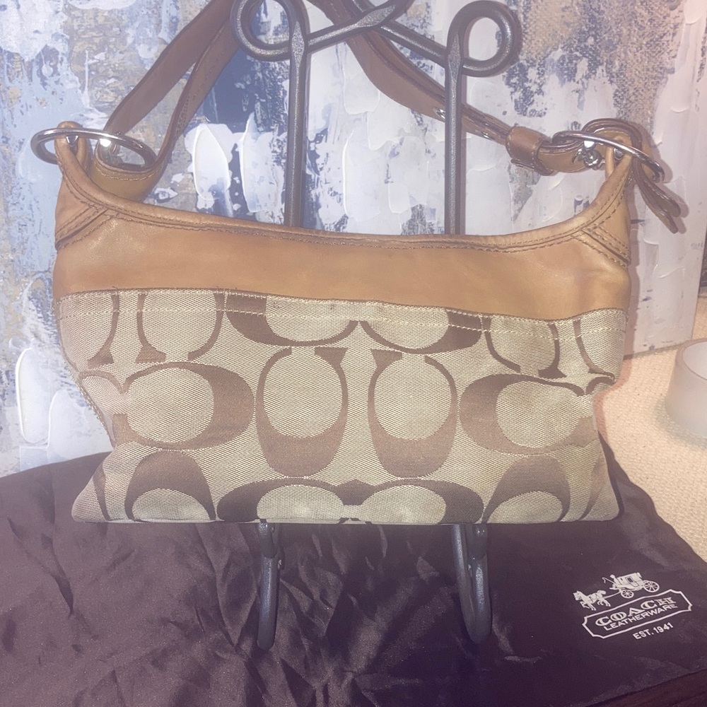 🩷VINTAGE RARE 2009   Y2K SOHO   Coach Brown and Tan Shoulder Bag